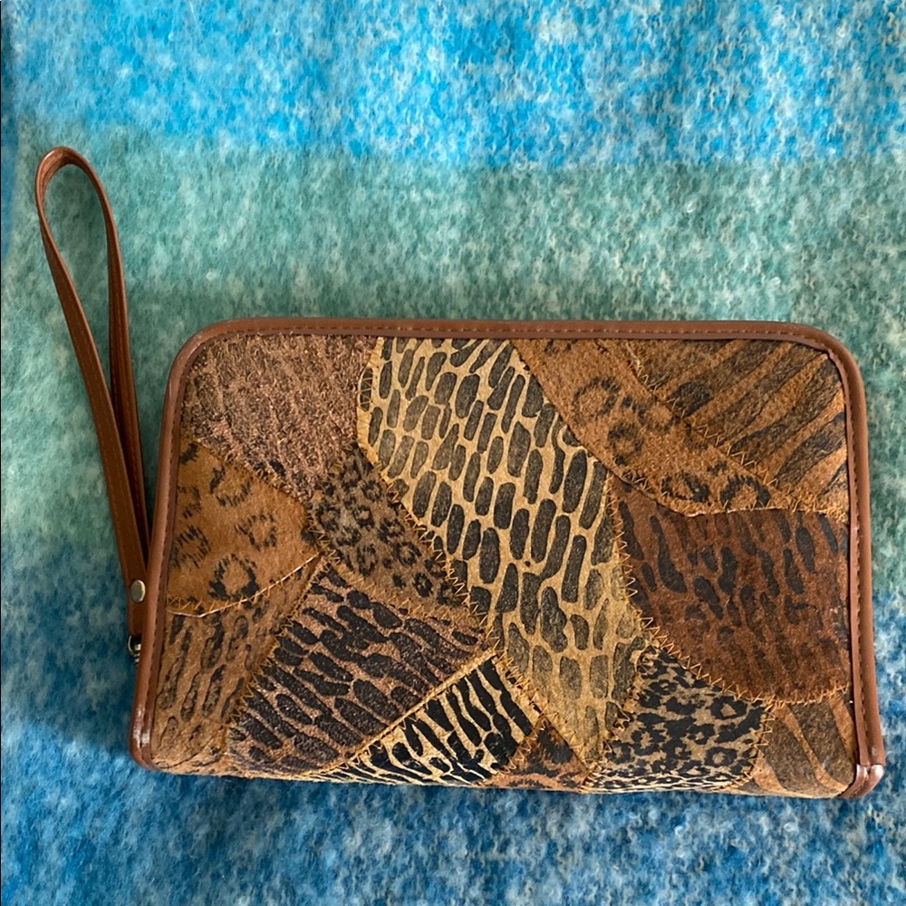 Vintage 80s Suede Zip Around Organizer Clutch  Wristlet
